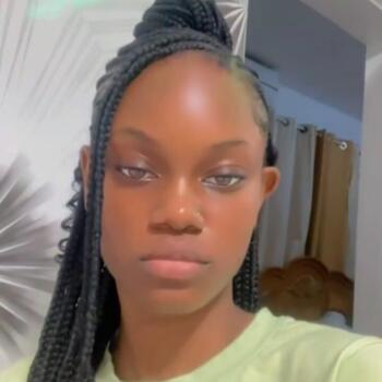 Childcare agency in Kingston: Briana