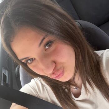 Babysitter a Loreto Aprutino: Aurora