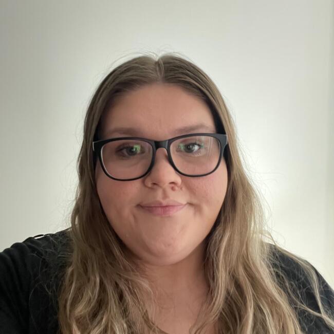 Baby-sitter in Calgary: Sarah