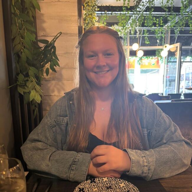 Babysitter in Monroeville (New Jersey): Alyson