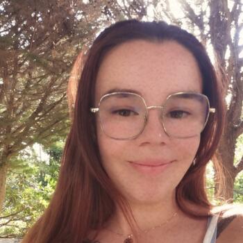 Babysitter L'Isle-Jourdain: Laura