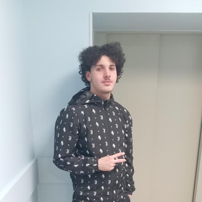 Babysitter in Sotteville-lès-Rouen: Mathis