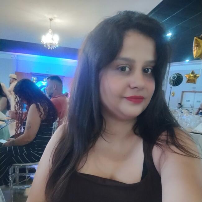 Babá em Londrina: Carolina