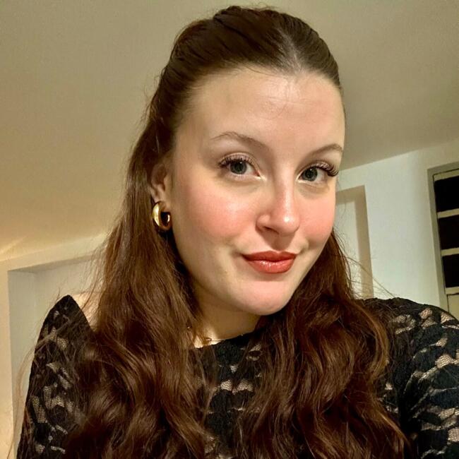 Babysitter in Saulx-les-Chartreux: Clémence