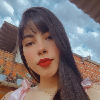 Babá em Goiânia: Carollyne