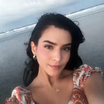 Babysitter in Tampa: Abril