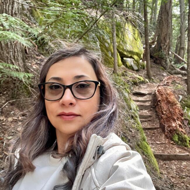 Babysitter in North Vancouver: Ella