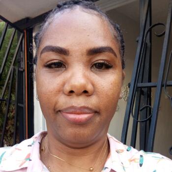 Babysitter in Santo Domingo: Yesenia