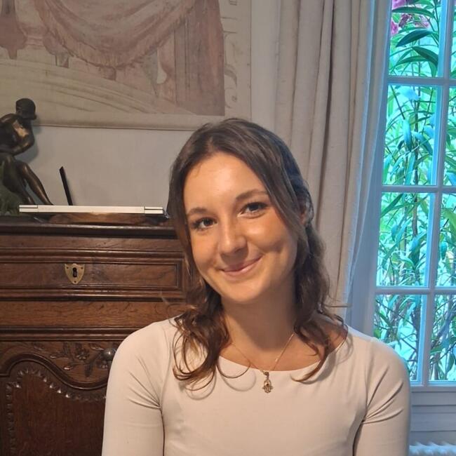 Babysitter in Le Vésinet: Anaïs