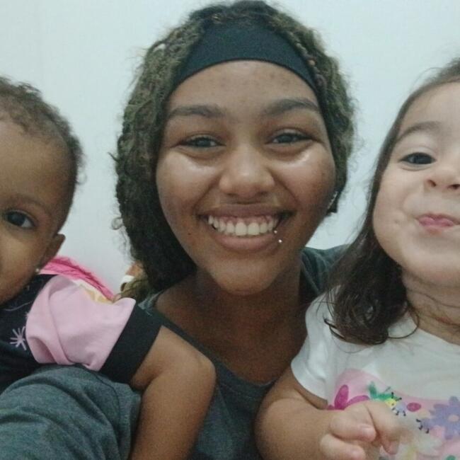 Babysitter in Magé: Ana clara