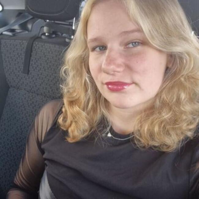 Babysitter in Heerhugowaard: Michelle