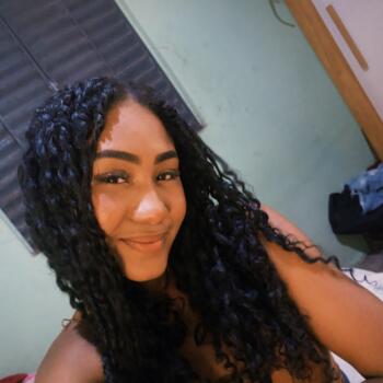 Babysitter in José de Freitas: Rafaela