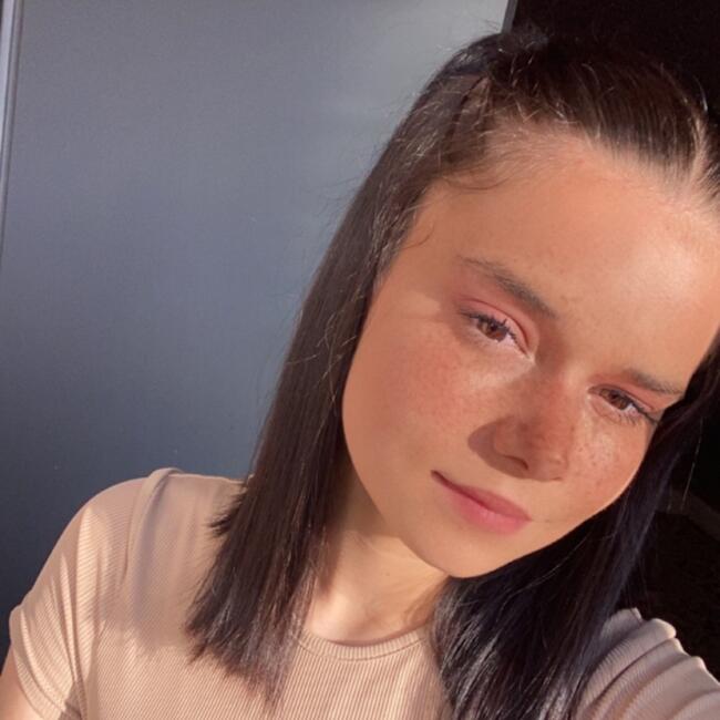 Babysitter in Port-Sainte-Marie: Natacha