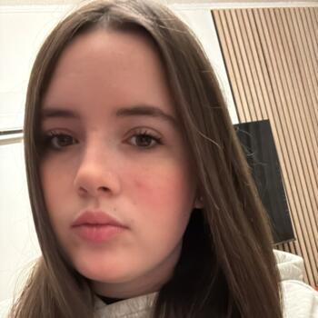 Babysitter in Moussy-le-Neuf: Lenna