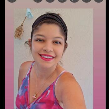 Babysitter στην περιοχή Νίκαια: Μαρία