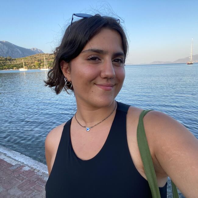 Babysitter in Drapetsona: Stella Eleni