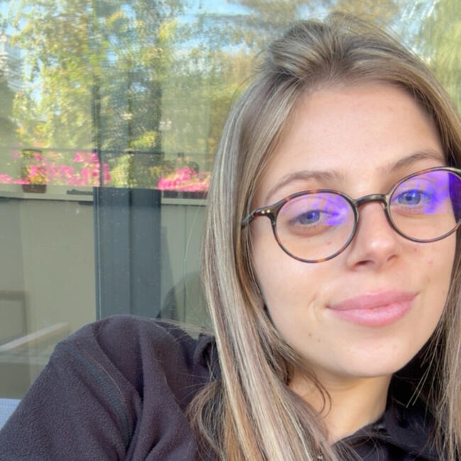 Babysitter in Ramat Gan: Dana