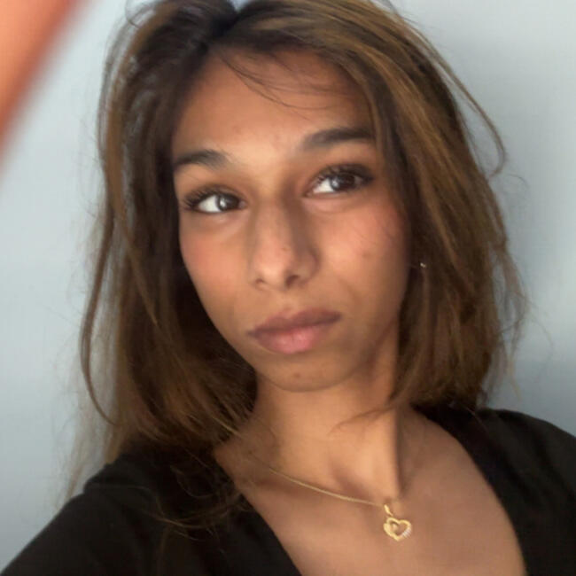 Babysitter in Ajax: Anjali