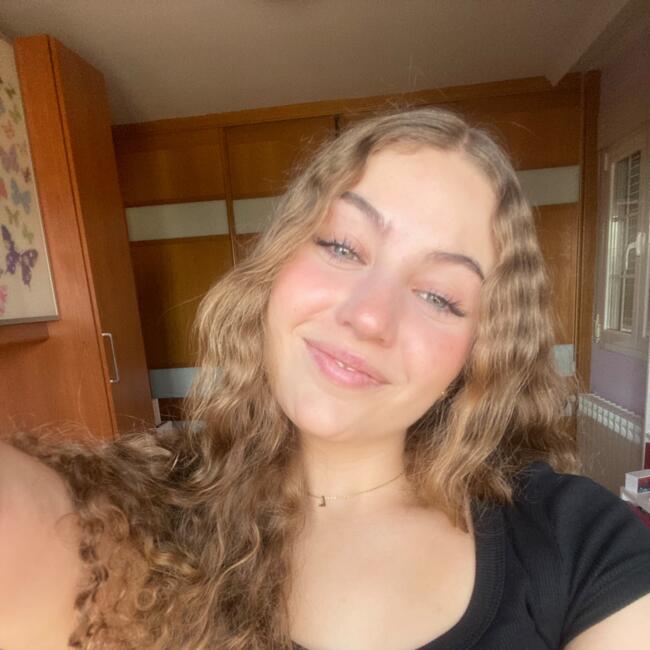 Babysitter in Granada: Laura