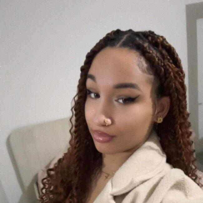 Babysitter in Meudon: Noémie