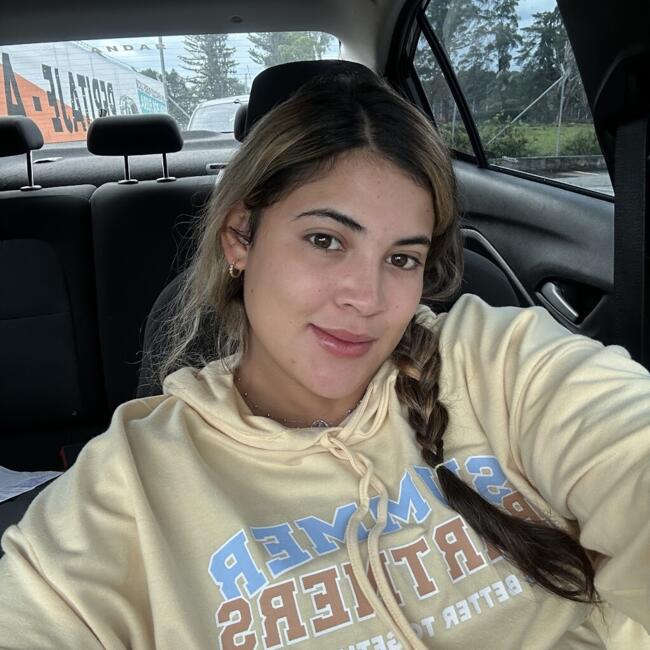 Babysitting job in Medellín: Dahia