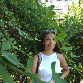 Babysitter em Oeiras: Andria