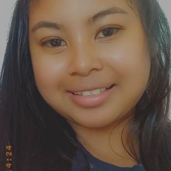 Baby-sitter in Toulon: Hasina