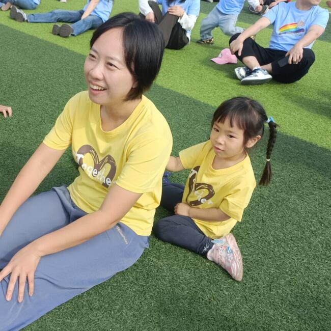 Babysitting job in Singapore Island: Lu