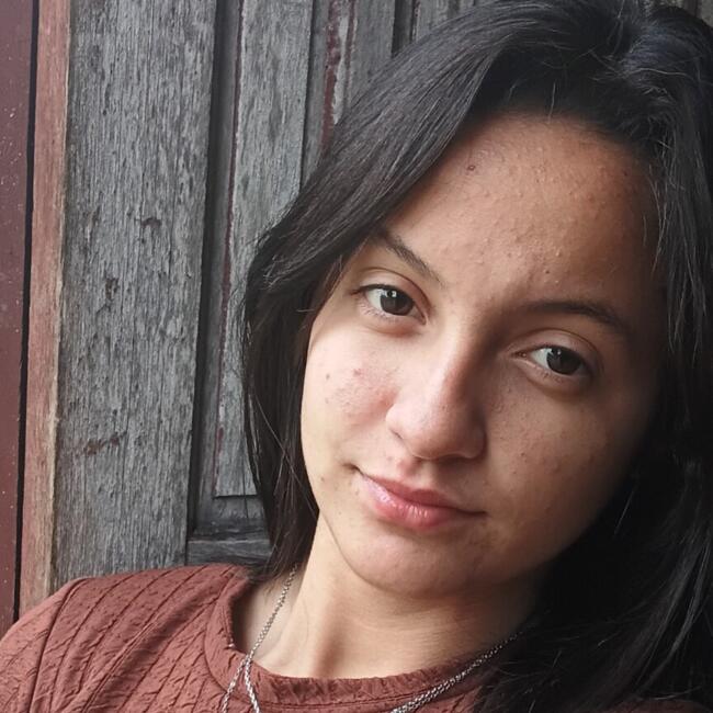 Babysitter in Pelotas: Yasmin
