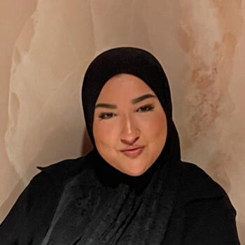 Babysitter in Achères: Siham