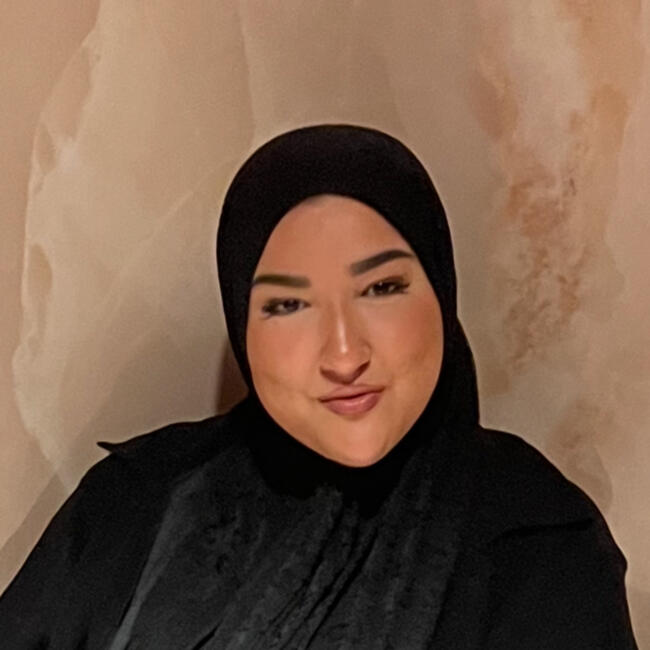 Babysitter in Achères: Siham