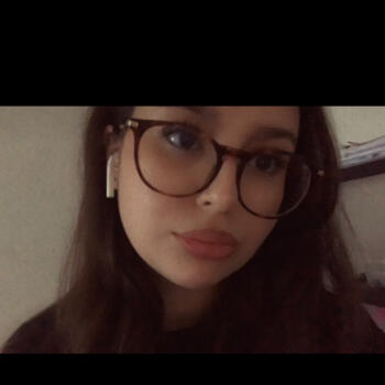 Babysitter in Gembloux: Anissa