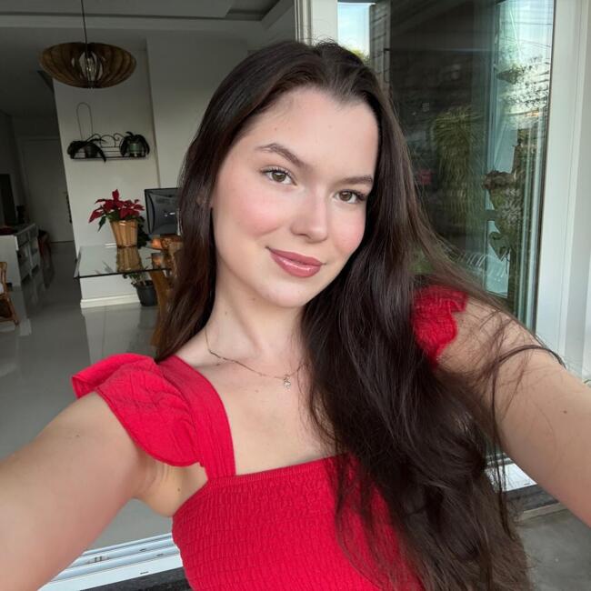 Babysitter in Santa Rosa: Valentina