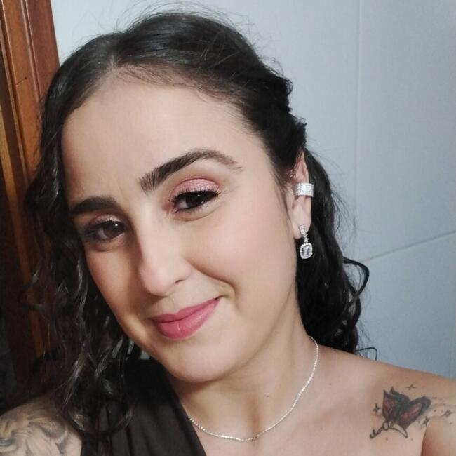 Babysitting job in Sorocaba: Evellyn
