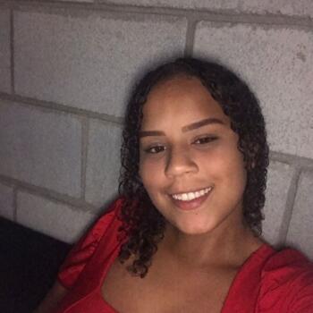 Babysitter in São Paulo: Isabel