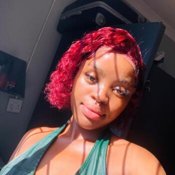 Babysitter Mthatha: Bianca