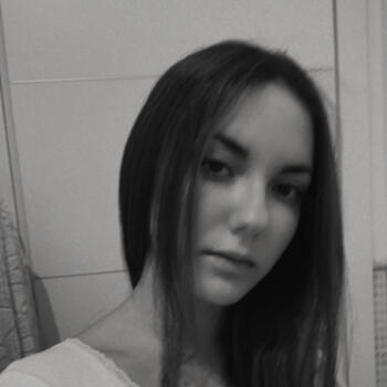 Babysitter a Roma: Nora