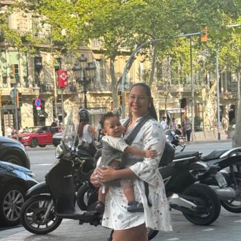 Familia Barcelona: Jennifer