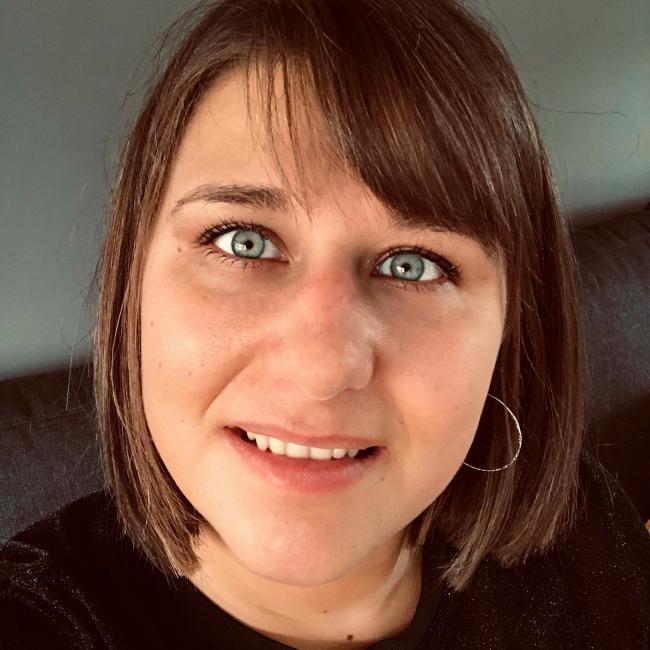 Baby-sitter in Saint-Georges-sur-Meuse: Manon