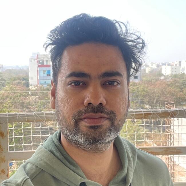 हैदराबाद में बेबीसिटिंग की नौकरी: Arunava