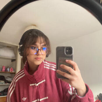 Babysitter in Lyon: -Cléa