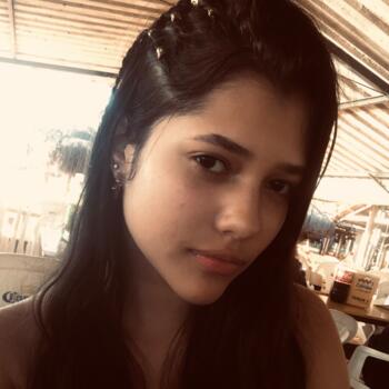 Babysitter in Santarém: Lanna