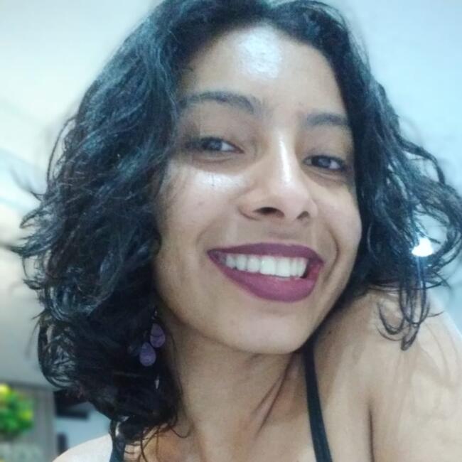 Babysitter in Águas Lindas de Goiás: Ludinny