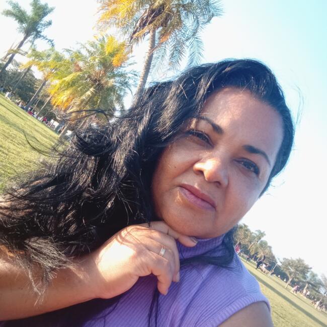 Babysitter in Osasco: Marinete