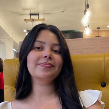 Babysitter em Portimão: Ana Julia Mello