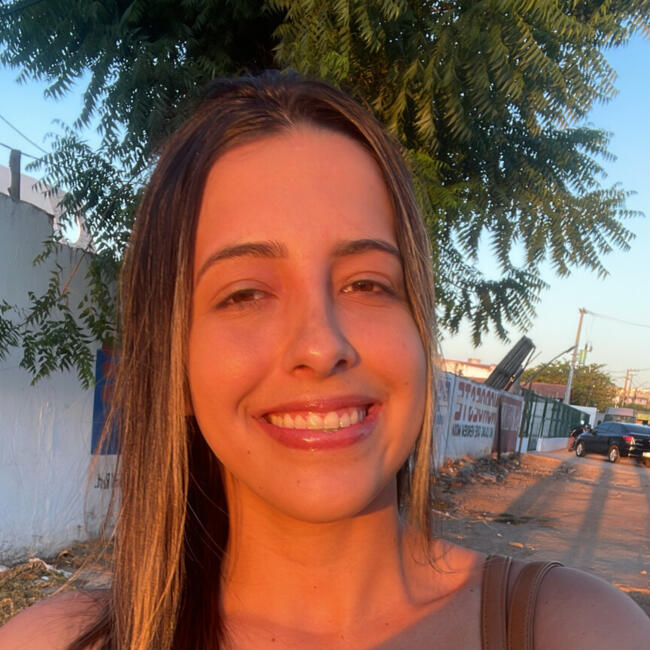 Babysitter in Campina Grande: Daniela