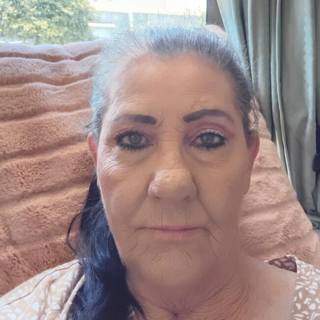 Babysitter in Napier City: Petronella J Burger