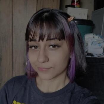 Babysitter in Jaraguá do Sul: Sara