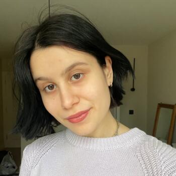 Babysitter in Basel: Sara