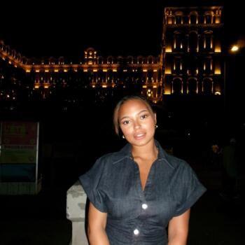 Babysitter in Mantes-la-Ville: Mariam